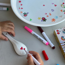 Load image into Gallery viewer, AquaDoodle™ - Mess-Free Magic Pens
