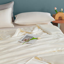 Load image into Gallery viewer, IceCeiling™️ - For hot summer nights
