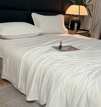 Load image into Gallery viewer, IceCeiling™️ - For hot summer nights
